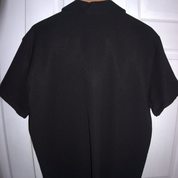 BoohooMan Short Sleeve Revere Oversized Fit Pleated Shirt - Picture 3 of 3